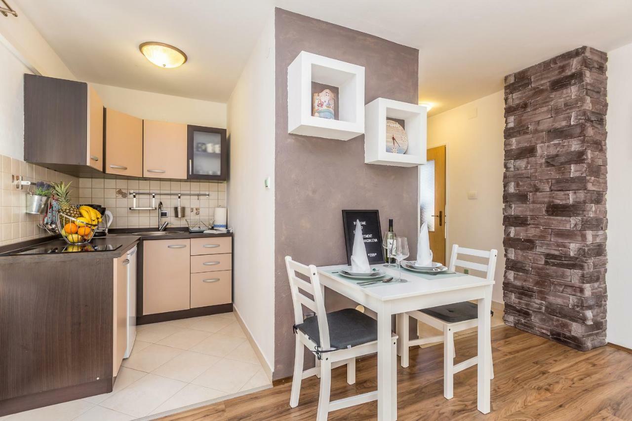 Studio Apartman Magdalena Apartment Omisalj Ngoại thất bức ảnh